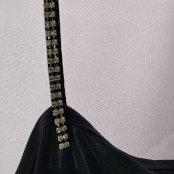 Express tank top  - Picture 3 of 7